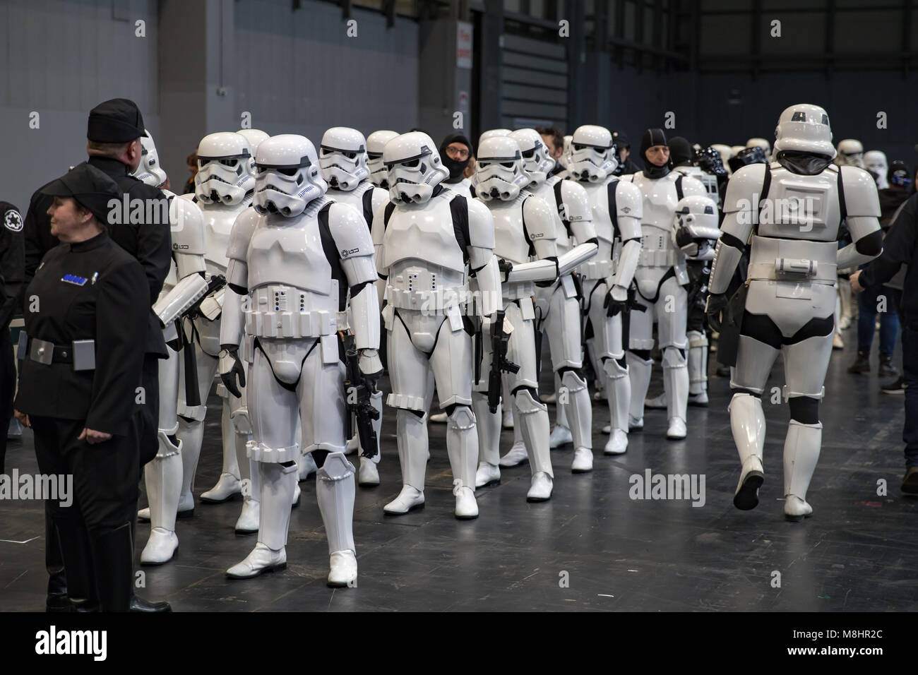 Birmingham, Inglaterra. 17 de marzo de 2018, diversas personas de cosplay en Birmingham MCM Comic Con celebrada en NEC Arena en marzo 17th, 2018,Birmingham. Inglaterra.© Jason Richardson / Alamy Live News Foto de stock