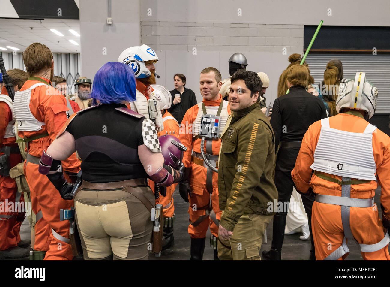 Birmingham, Inglaterra. 17 de marzo de 2018, diversas personas de cosplay en Birmingham MCM Comic Con celebrada en NEC Arena en marzo 17th, 2018,Birmingham. Inglaterra.© Jason Richardson / Alamy Live News Foto de stock
