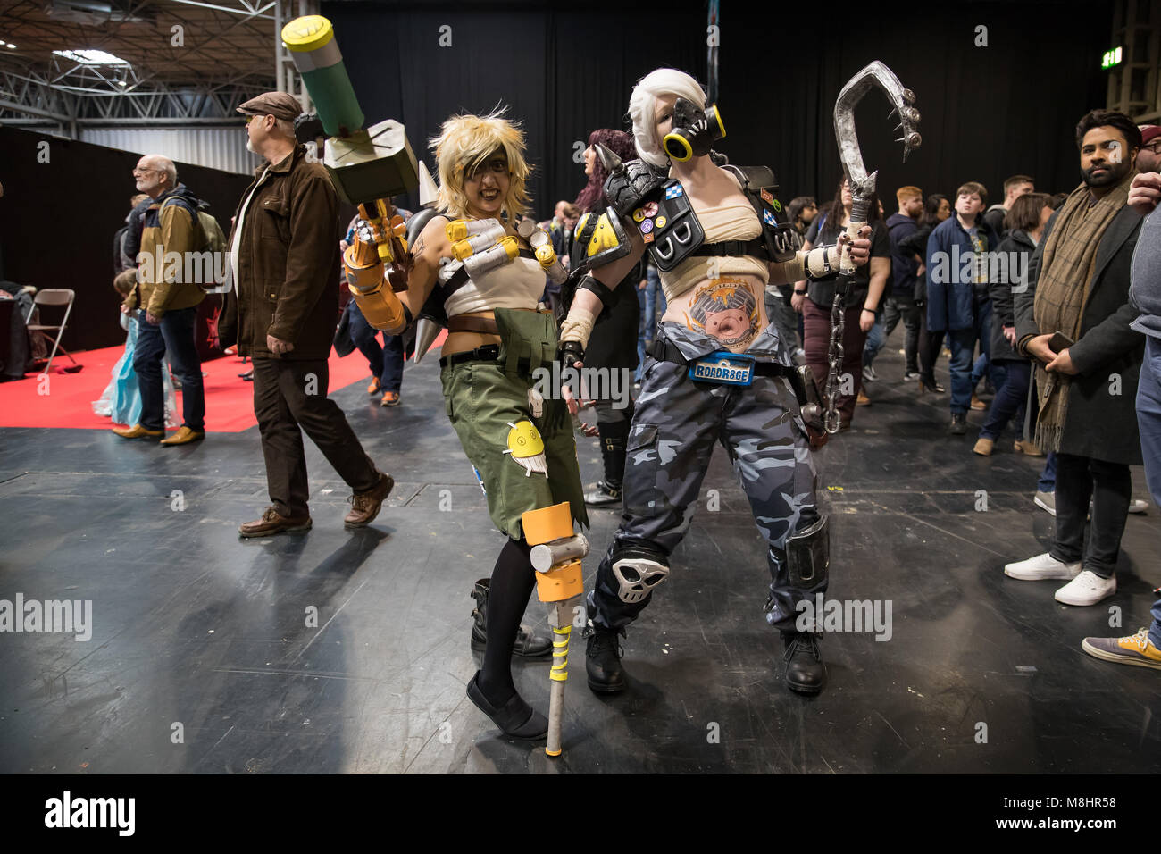 Birmingham, Inglaterra. 17 de marzo de 2018, diversas personas de cosplay en Birmingham MCM Comic Con celebrada en NEC Arena en marzo 17th, 2018,Birmingham. Inglaterra.© Jason Richardson / Alamy Live News Foto de stock