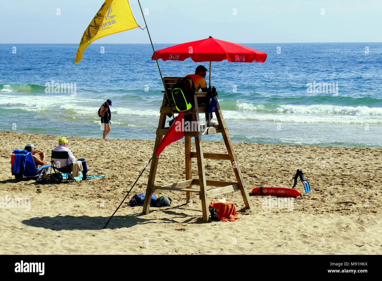silla puesto socorrista playa benidorm silla puesto socorrista playa benidorm