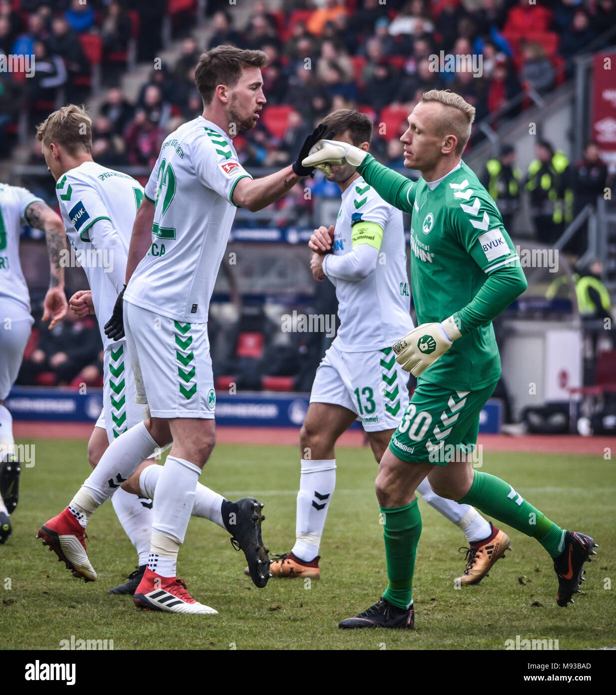 Alemania, Nuernberg, Max-Morlock Stadion, el 03 de marzo de 2018 - 2.Bundesliga - 1.FC vs SpVgg Greuther Nürnberg Fürth - 264º Franken Derby! Foto de stock