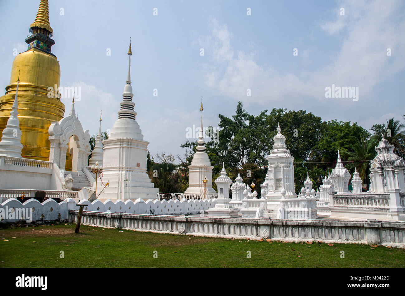 Wat Suan Dok templo budista en Chiang Mai, Tailandia. Foto de stock