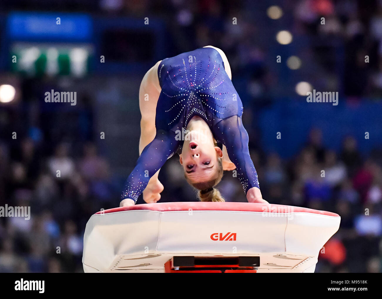 Birmingham, Reino Unido. El 22 de marzo de 2018. Alice Kinsella (GBR) compite en la Bóveda durante la Copa Mundial 2018 FIG Gimnasia en Arena Birmingham el jueves, 22 de marzo de 2018. Birmingham, Inglaterra. Crédito: G Taka Taka Crédito: Wu Wu/Alamy Live News Foto de stock