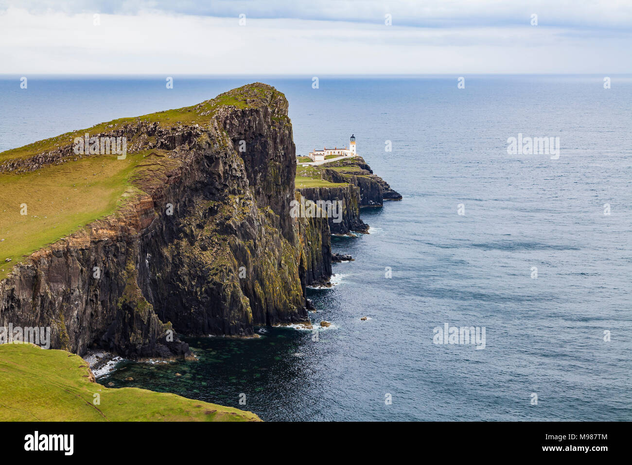 Schottland, Innere Hebriden, Skye, Insel, Isla de Skye, Neist Point, Leuchtturm, Meer Foto de stock