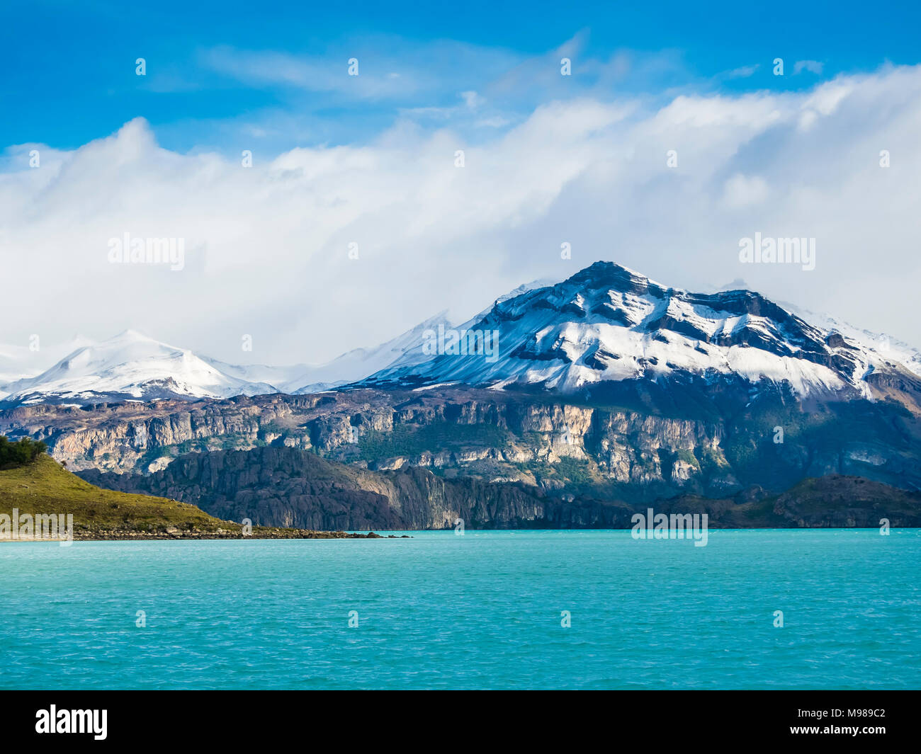 Argentina, Patagonia, El Calafate, Provincia de Santa Cruz, Puerto Bandera, Lago Argentino Foto de stock