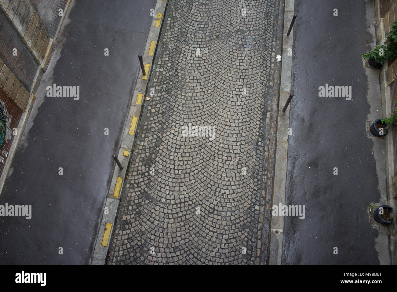 Calle adoquinada en París, Francia, vista aérea Foto de stock