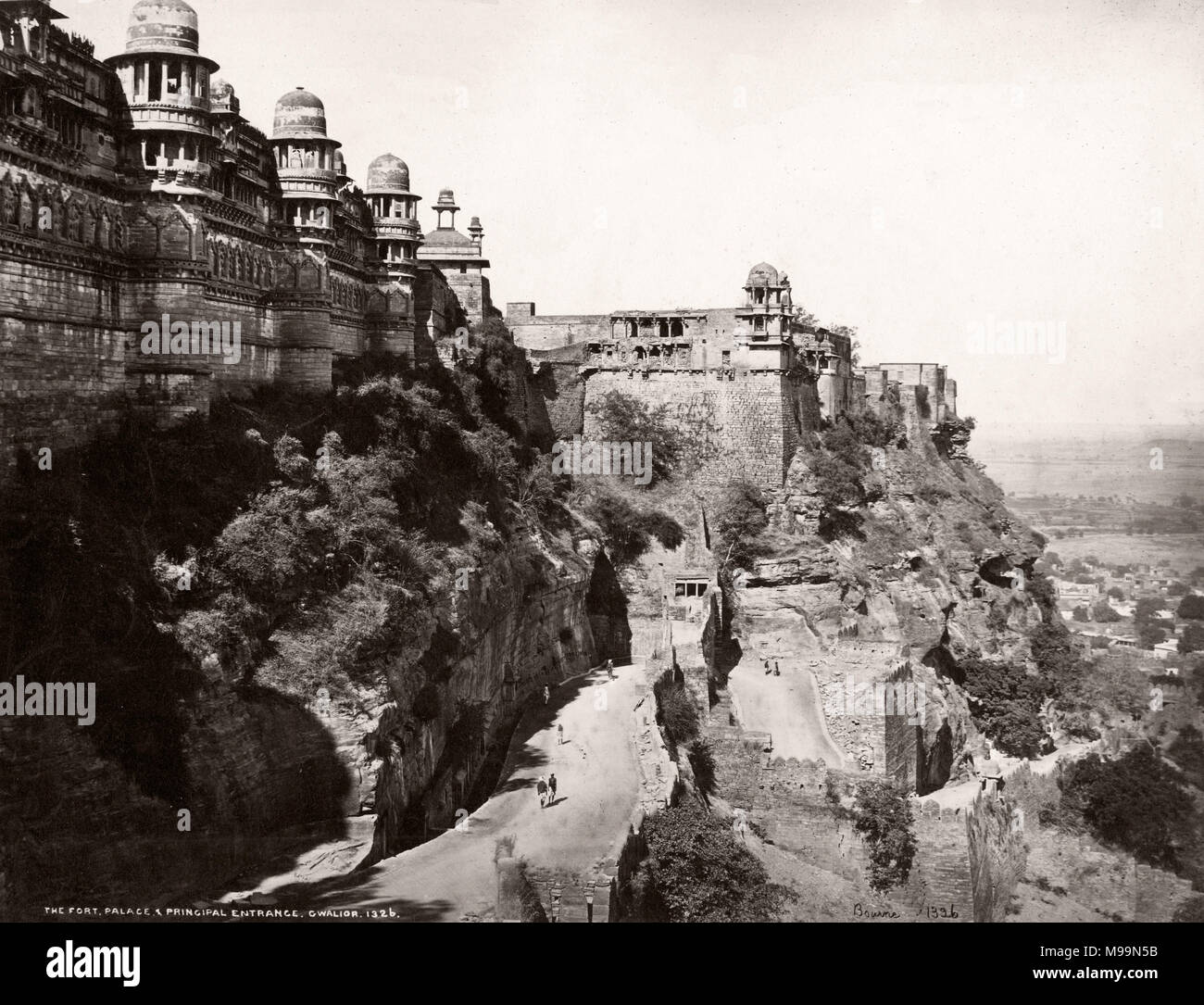 Fotografía Vintage del siglo xix, India - Las murallas de Gwalior, Samuel Bourne, 1860 Foto de stock