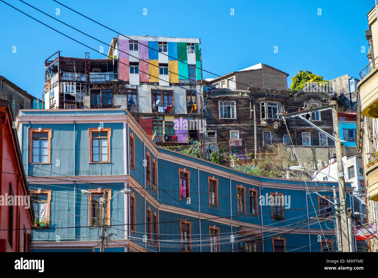 picar efectivo Duplicar Casas de valparaiso fotografías e imágenes de alta resolución - Alamy