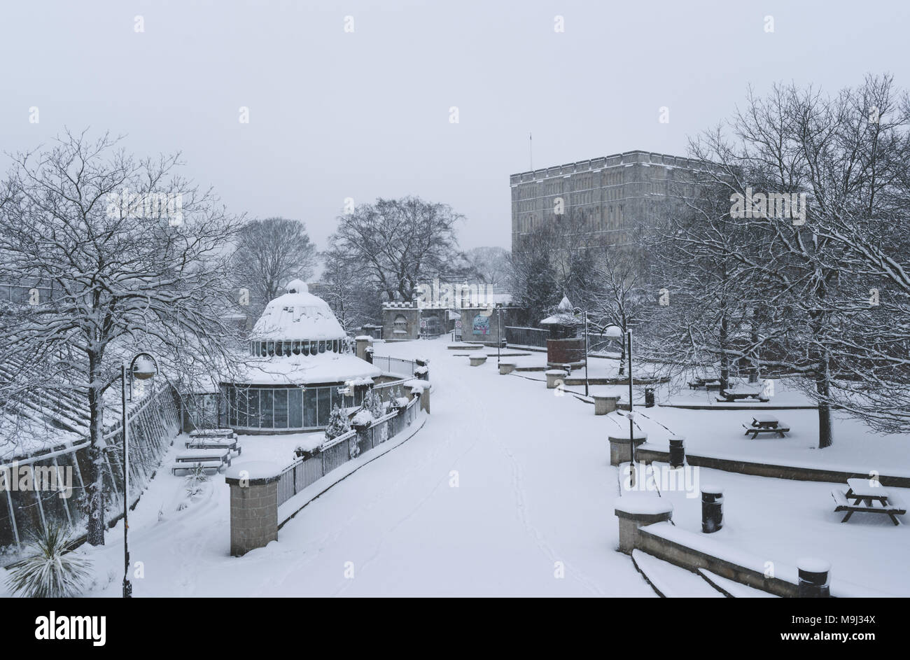 Norwich en invierno cubierto de nieve Foto de stock