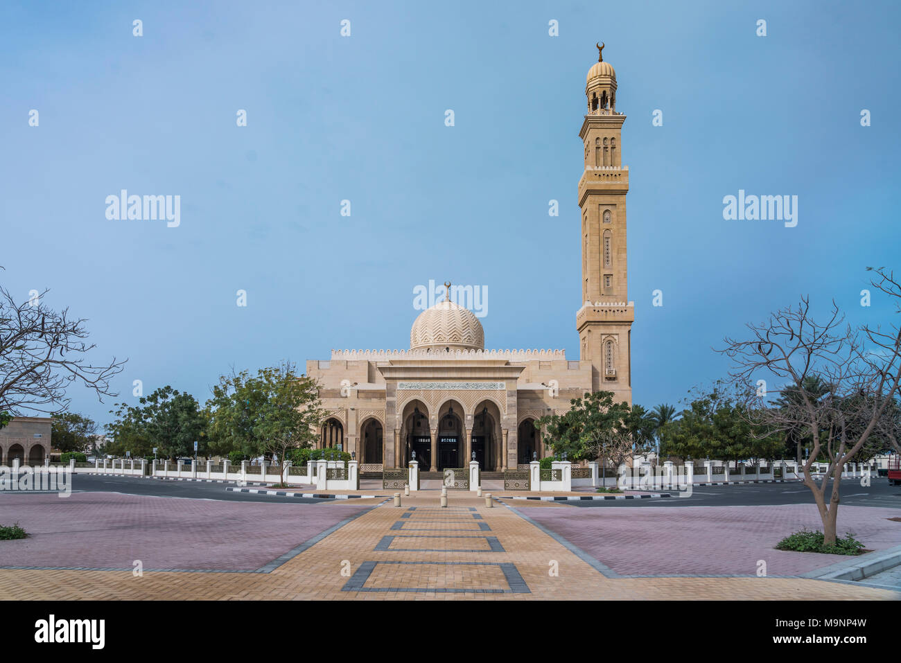 Al Manara Mezquita en Dubai, EAU, del Oriente Medio. Foto de stock