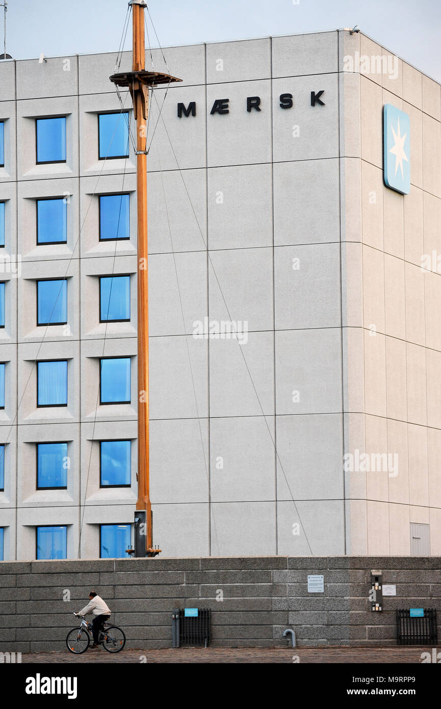 Sedes de A.P. Moller Maersk Group, conglomerado empresarial danesa en el transporte, la logística y el sector energético, uno de los mayores buques portacontenedores ope Foto de stock