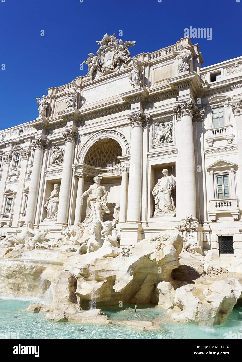 Una vista del histórico upclose Fontana de Trevi en Roma, Italia. Foto de stock