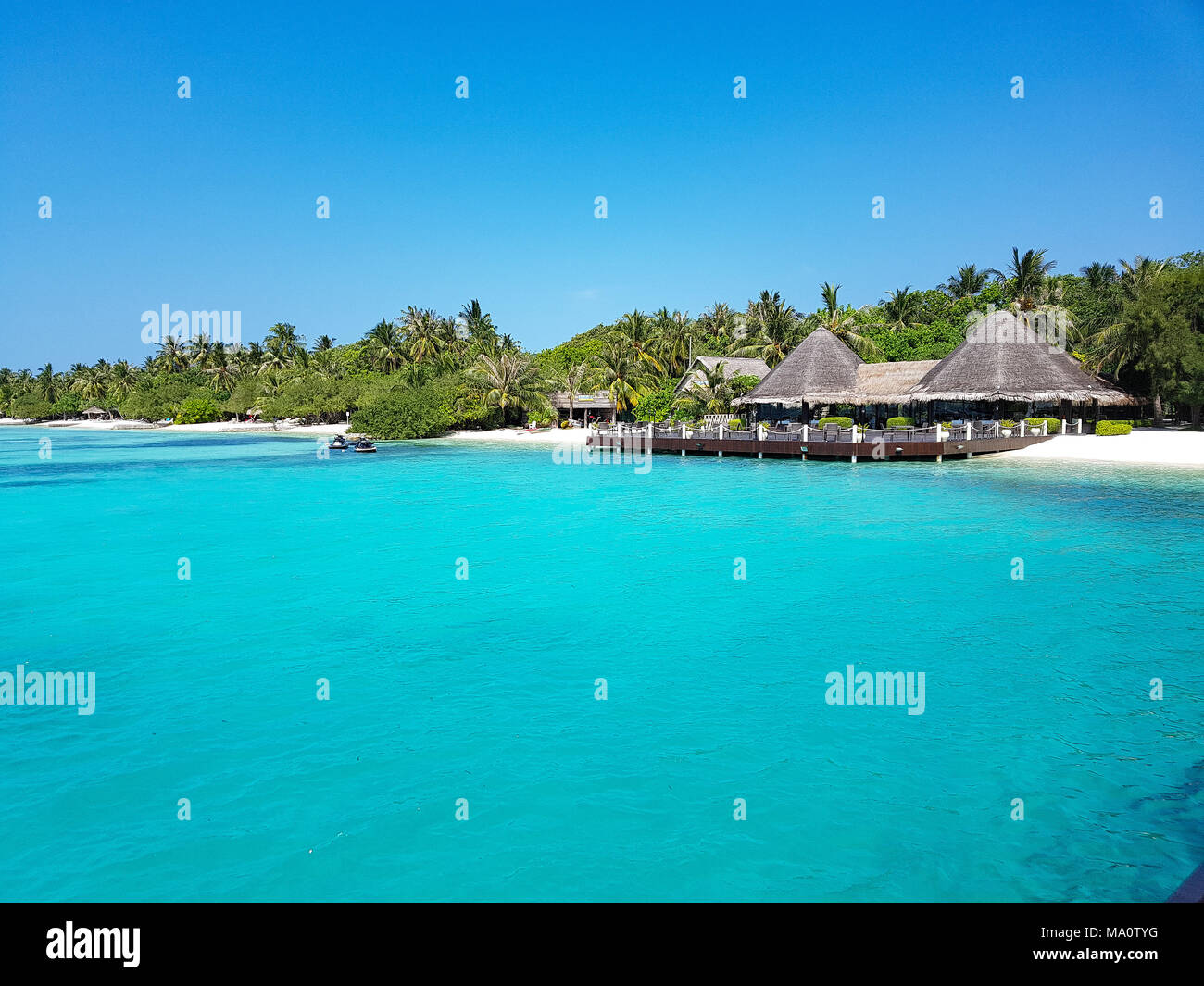 Edificio Playa Maldivas Foto de stock