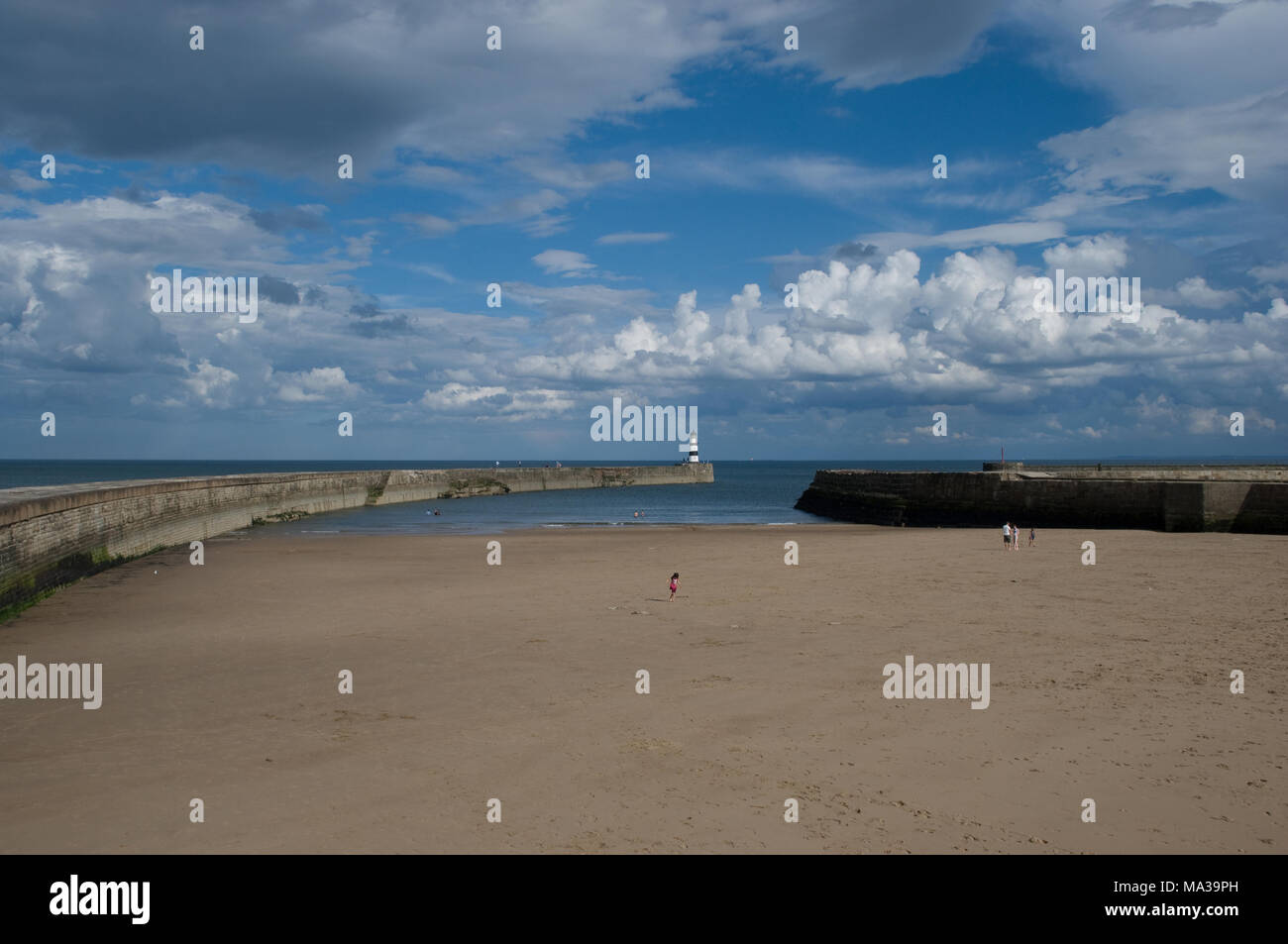 Muelles de arena fotografías e imágenes de alta resolución - Alamy