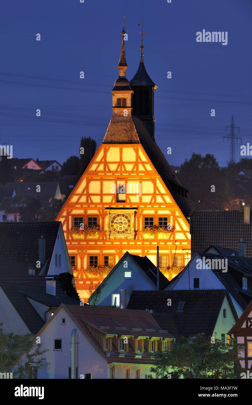 Alemania, Baden-Wurttemberg, el casco antiguo de Besigheim, Ayuntamiento. Foto de stock