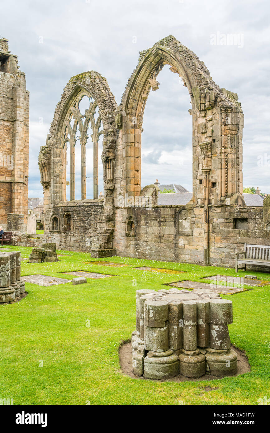 La Catedral de Elgin, ruina histórica en Elgin Moray, en el noreste de Escocia Foto de stock