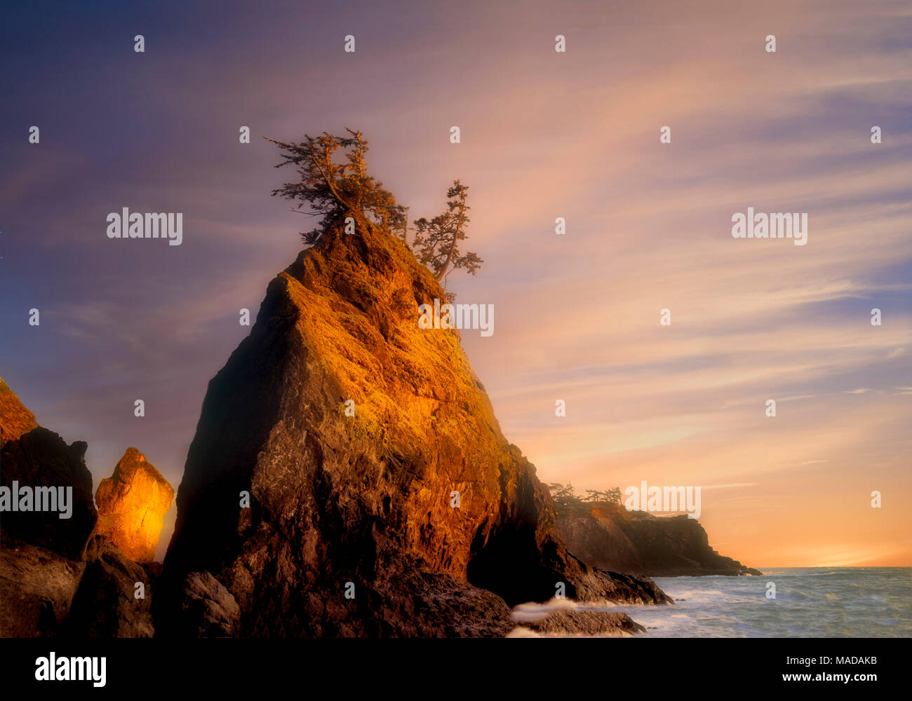 Formación de roca y costa en Boardman, Oregon State Park. Foto de stock