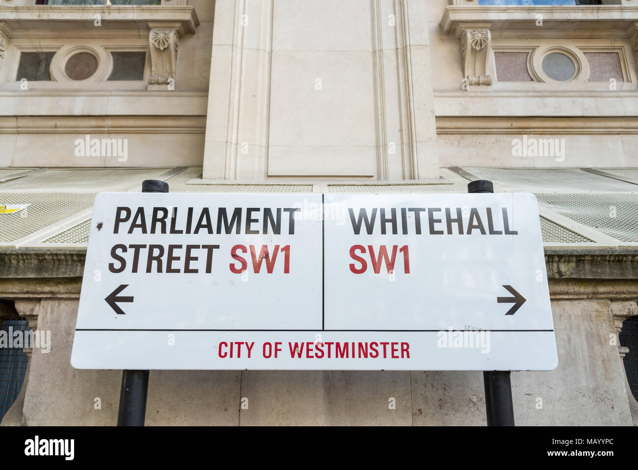 Parliament Street y Whitehall Street Signs, Londres, Reino Unido. Foto de stock