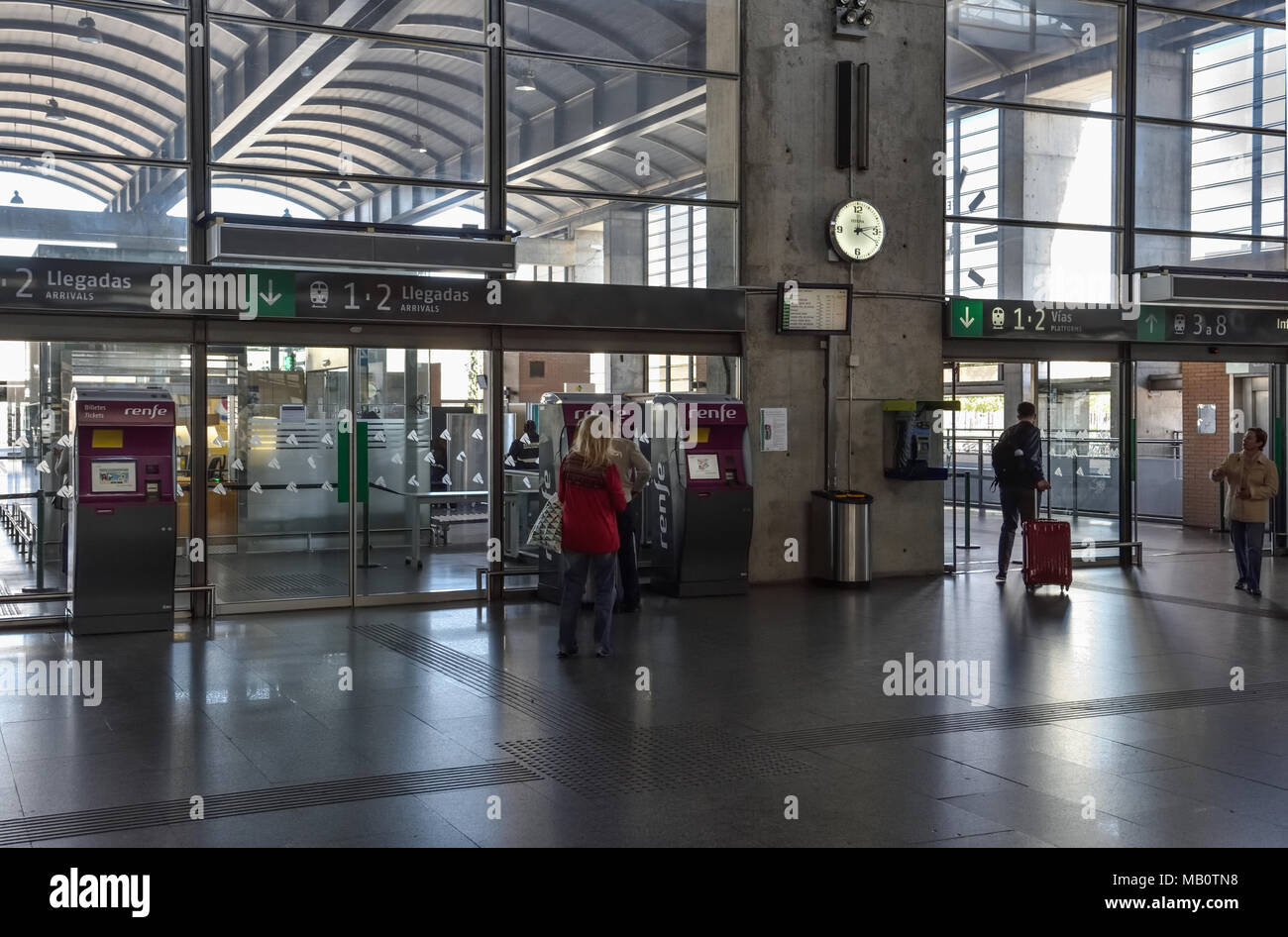 Estacion de cordoba fotografías e imágenes de alta resolución Alamy