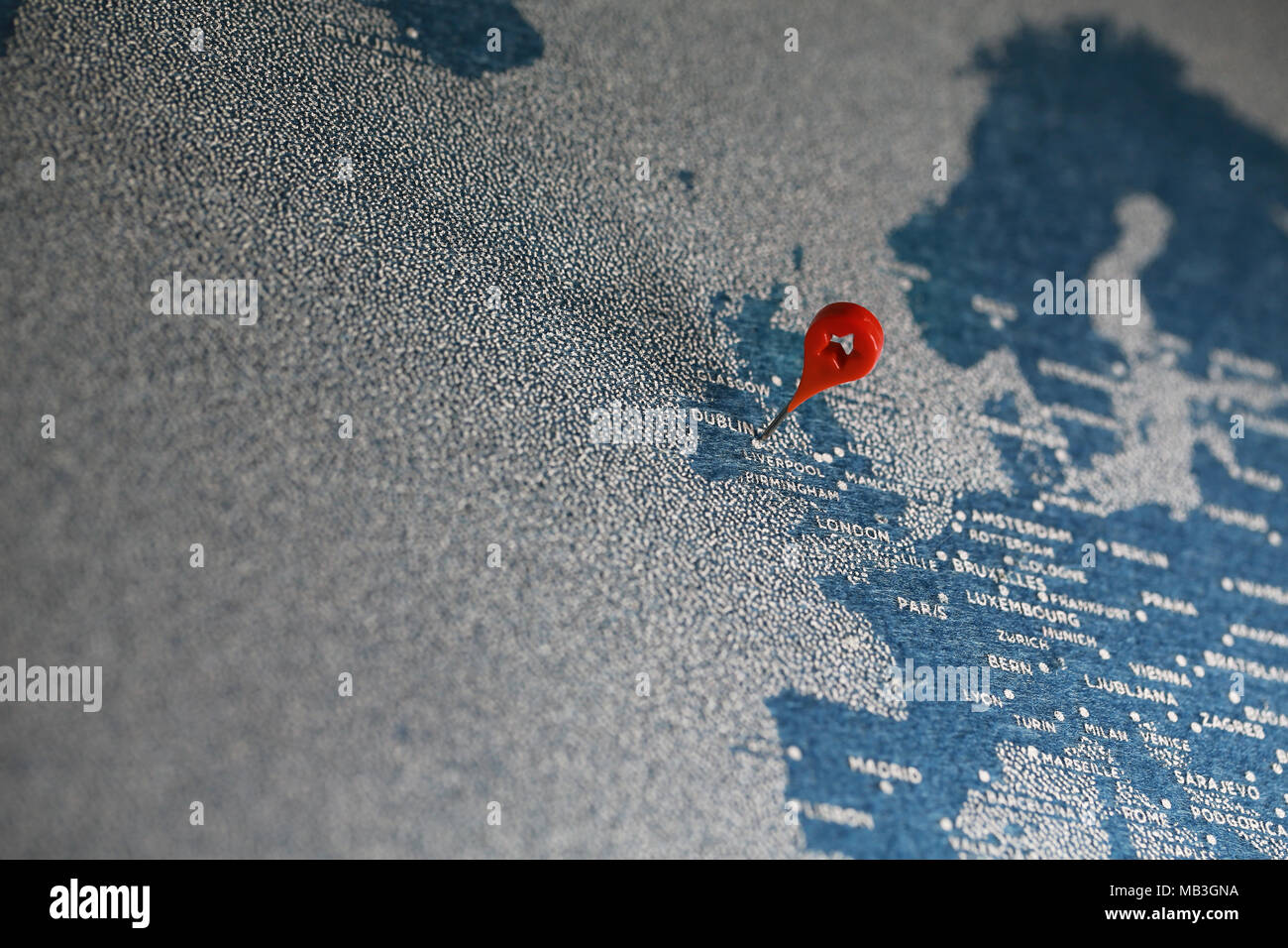 Viajes mapa pintado con el pin, Irlanda Foto de stock