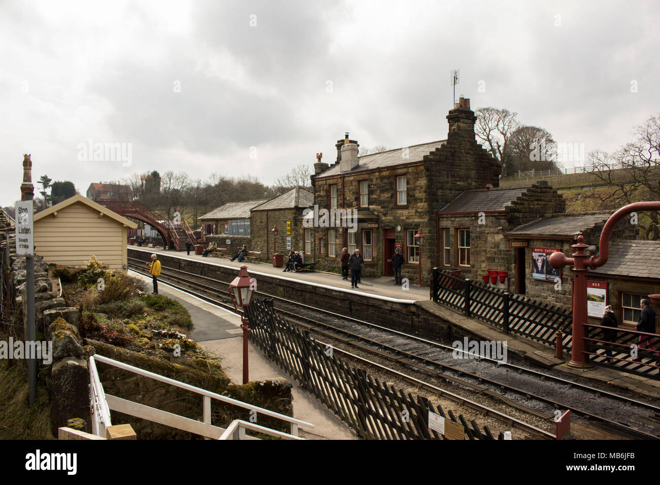 Estación de trenes vacíos en Goathland, North Yorkshire, Reino Unido Foto de stock