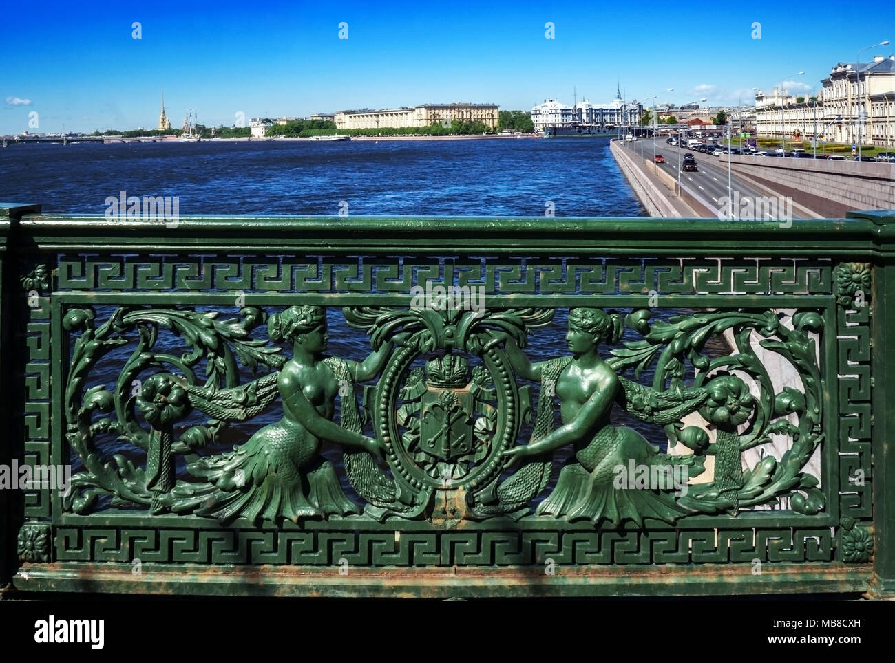 En un puente de San Petersburgo, Rusia. Foto de stock