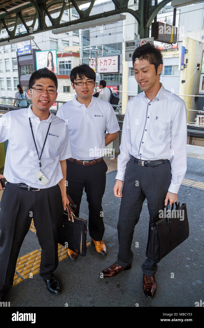 Japan salaryman fotografías e imágenes de alta resolución Alamy