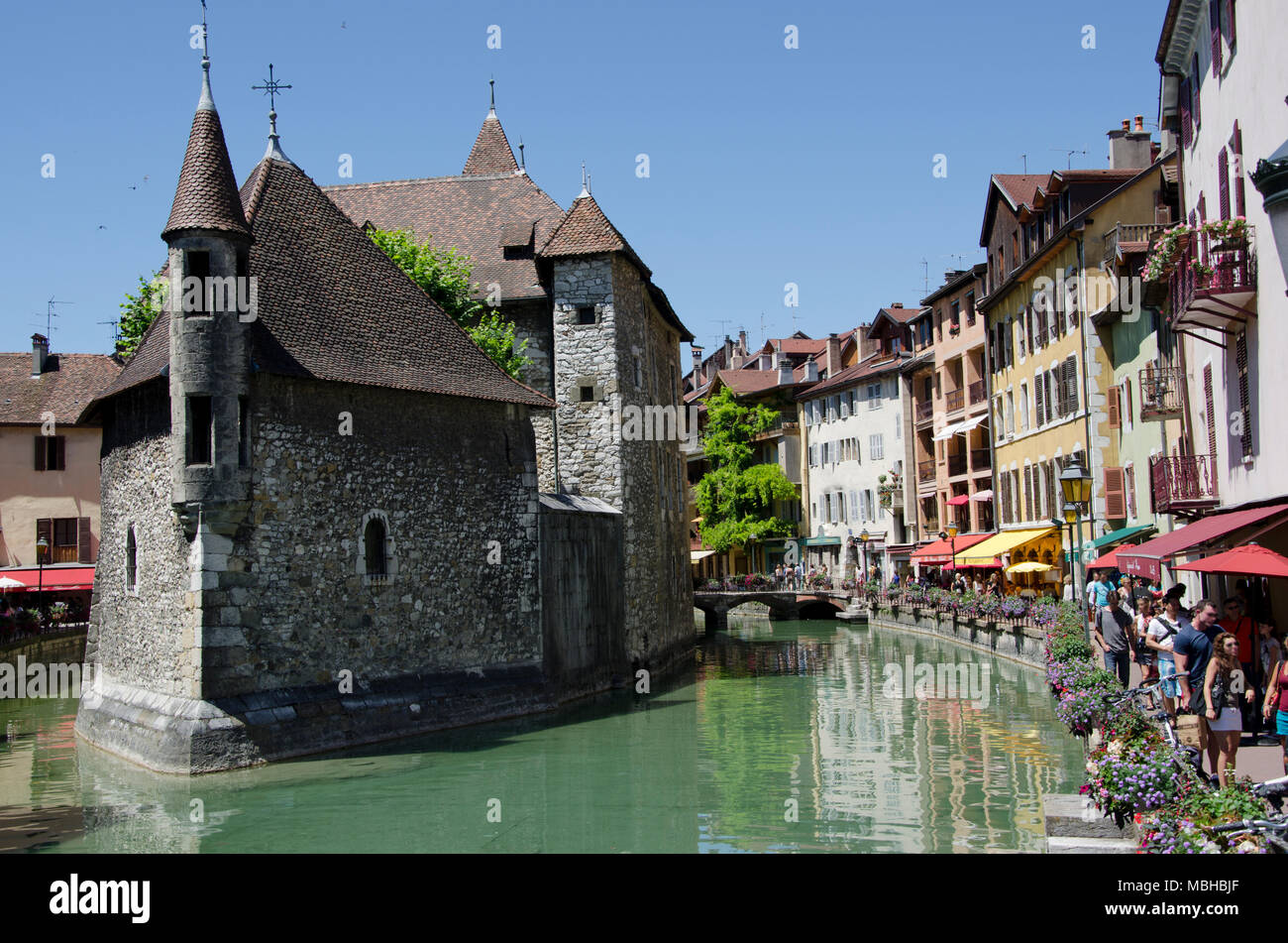 El casco antiguo de la ciudad de Annecy Fotografía de stock - Alamy