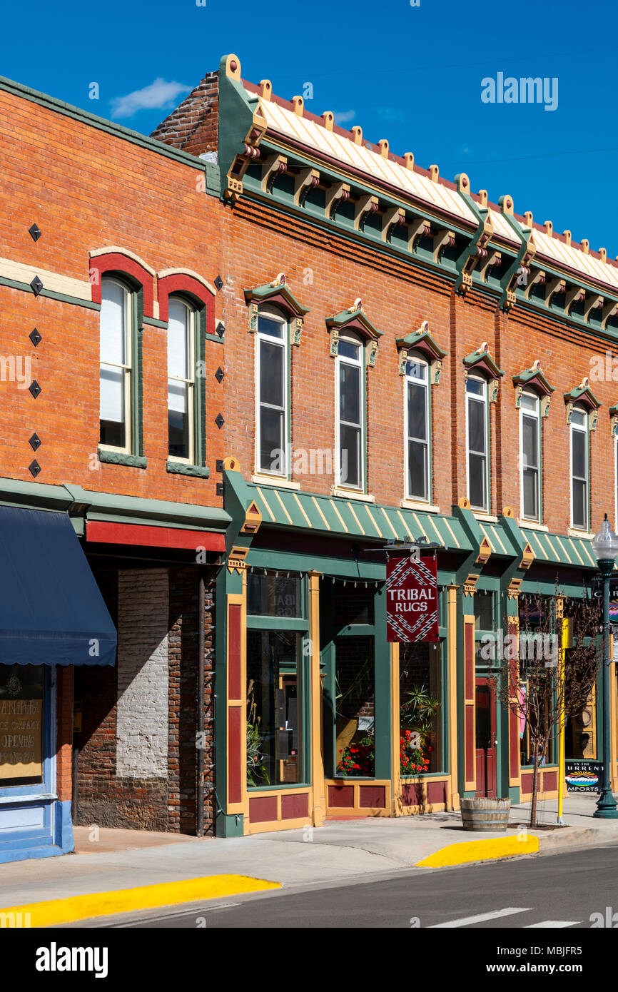 Distrito Histórico Nacional; tiendas en el centro de la ciudad de salida, Colorado, EE.UU. Foto de stock