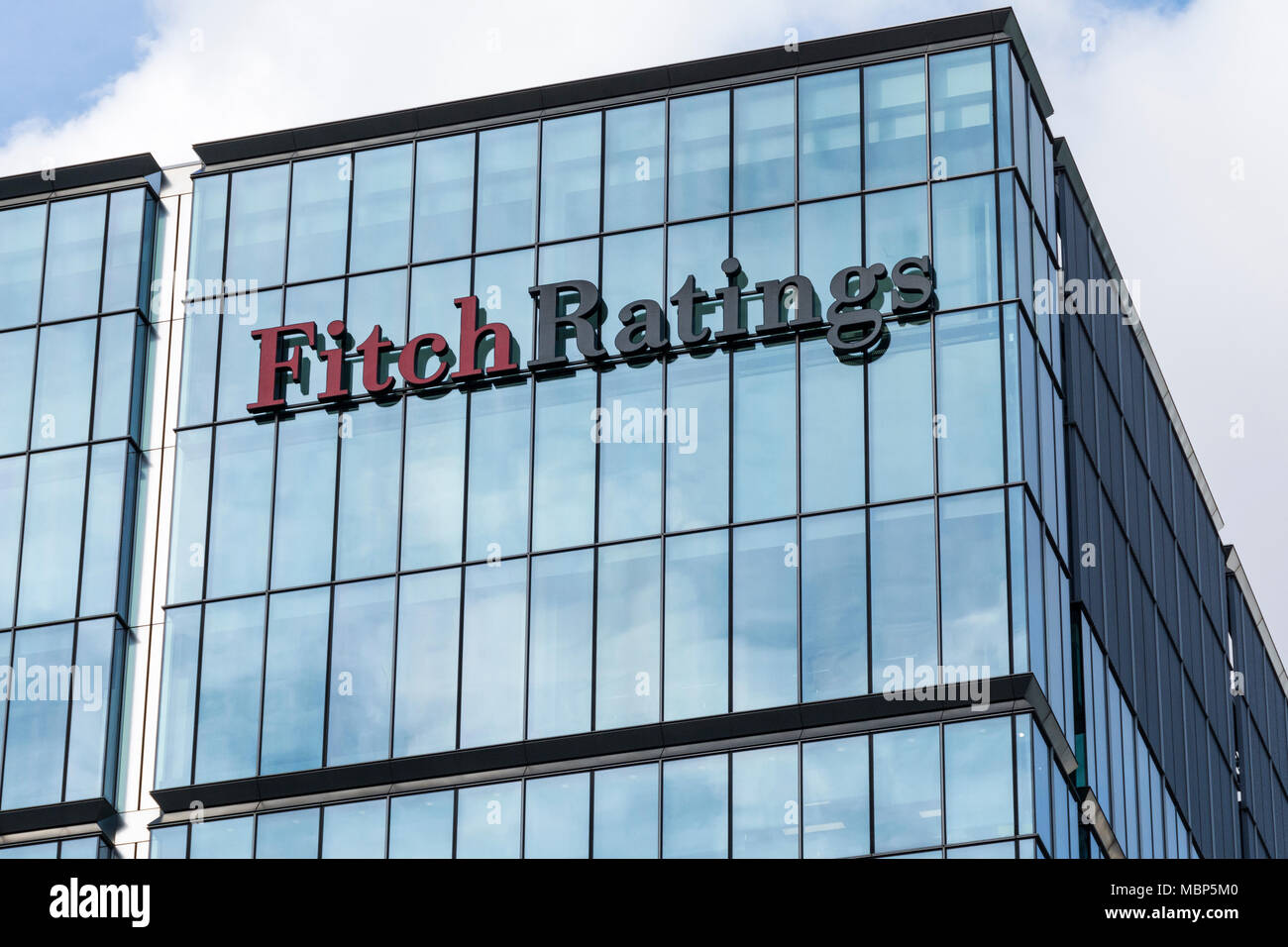 Edificio de Fitch Ratings, Canary Wharf, London, UK Foto de stock