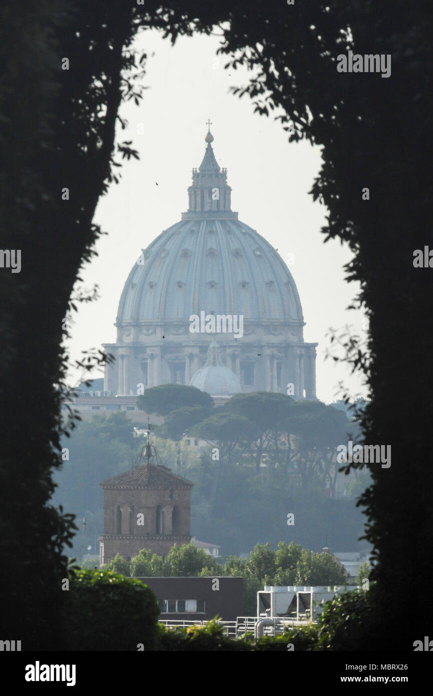 Buco Della Serratura Basilica Di San Pietro Fotos e Imágenes de stock