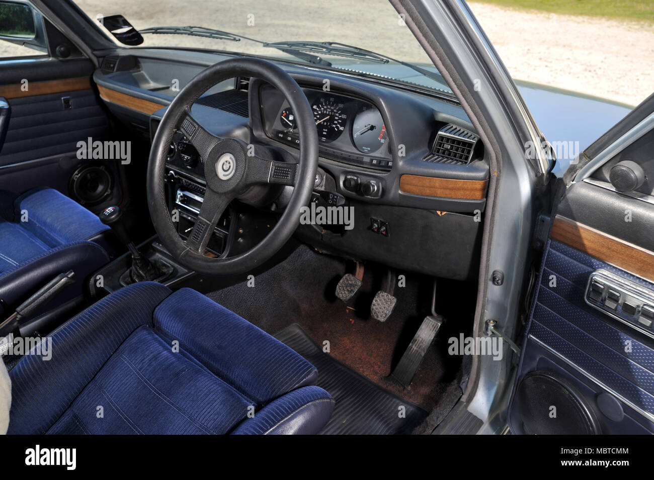 1981 E28 Bmw M535i El Primer Coche Salon M Fotografia De Stock Alamy