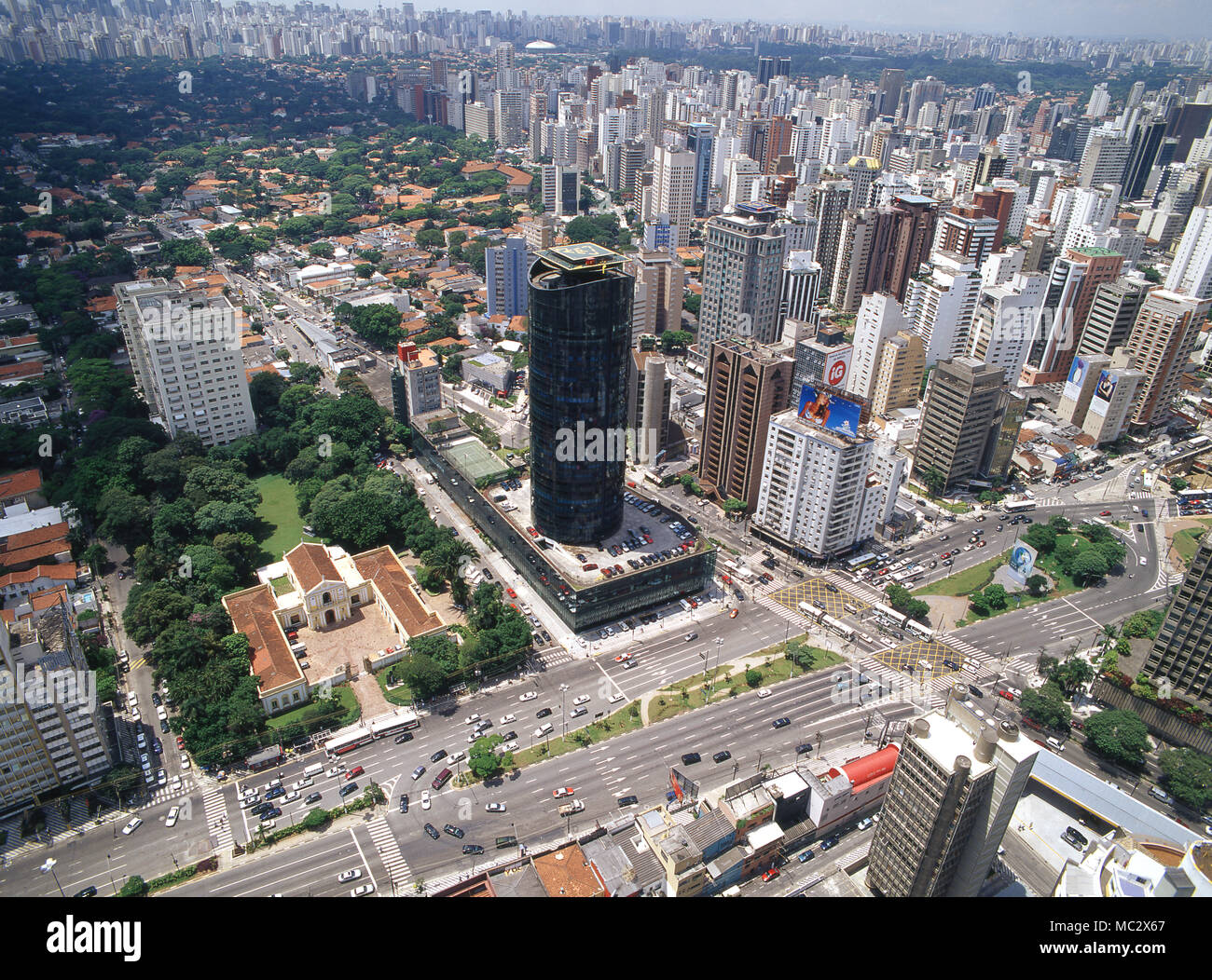 Vista aérea, Edificio Dacon, Avenida Brigadeiro Faria Lima, Pinheiros, Sao Paulo, Brasil
