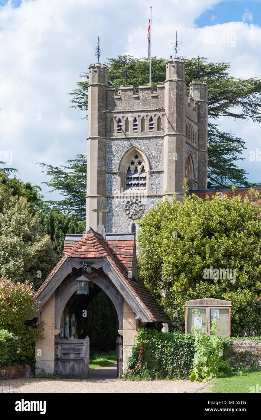 La Iglesia de Santa María Virgen, Hambleden, Buckinghamshire, Inglaterra, Reino Unido Foto de stock