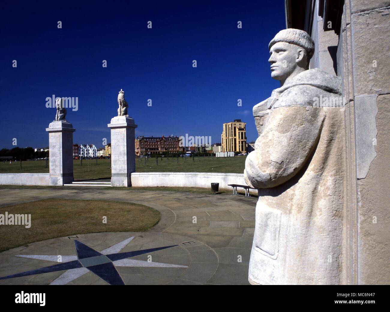 Memorial de la Marina en Portsmouth Portsmouth Foto de stock