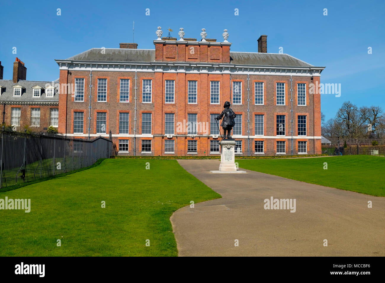 Kensington Palace Gardens House Fotos e Imágenes de stock Alamy