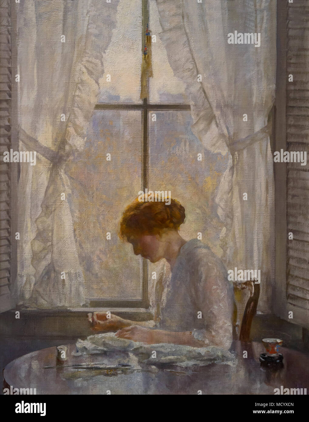 La costurera, Joseph Rodefer DeCamp, 1916, Galería Nacional de Arte, Washington DC, Estados Unidos, América del Norte Foto de stock