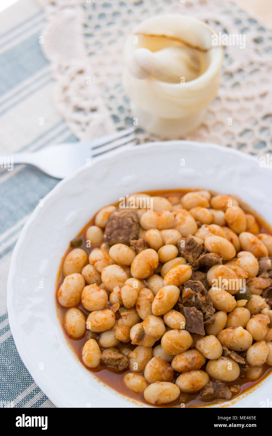 Turco de alubias con carne Kuru Fasulye Foto de stock