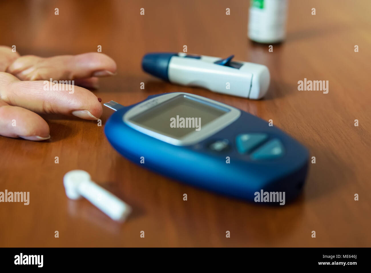 Nivel alto de azúcar en la sangre fotografías e imágenes de alta resolución  - Alamy