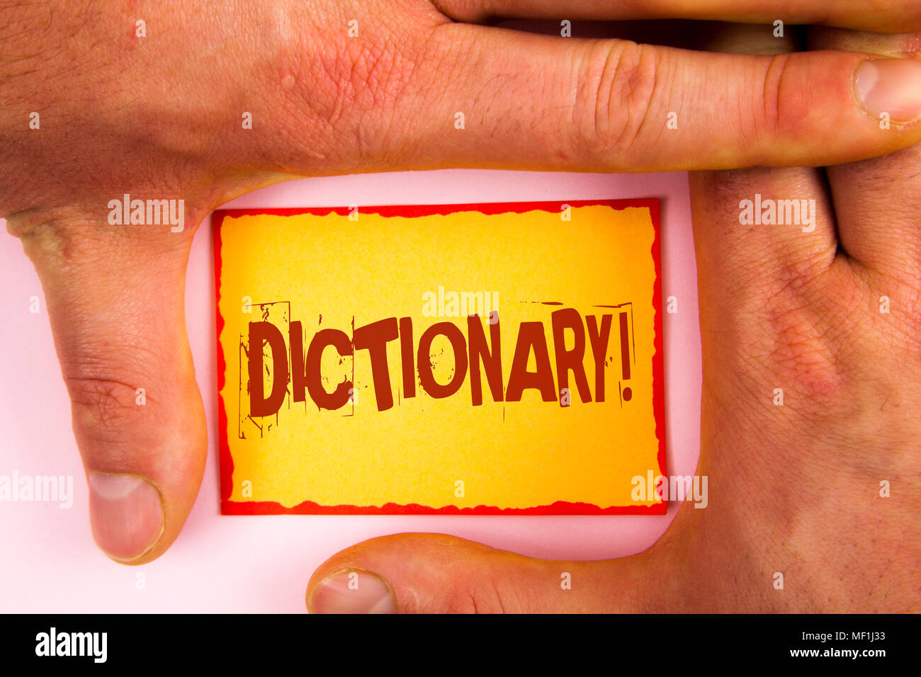 Escritura de palabras de diccionario de texto llamada motivacional