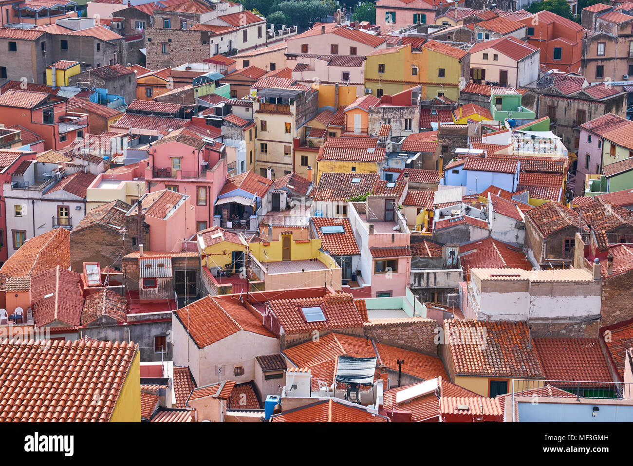 Italia, Cerdeña, Bosa, paisaje urbano Foto de stock