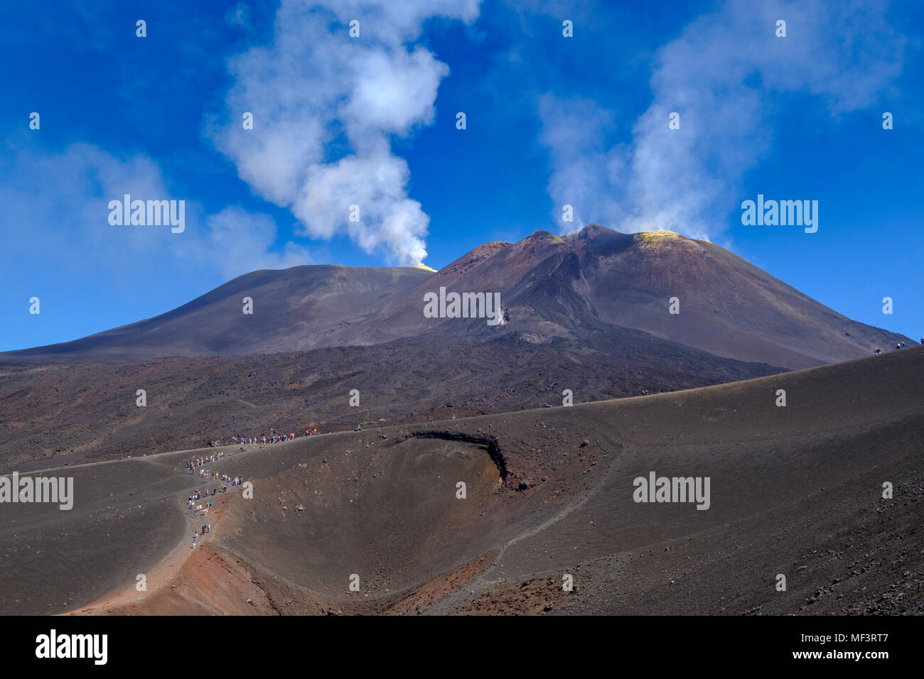Soy Torre del Filosofo, rauchender Gipfel, Krater, Vulkan Ätna, Catania, Silzilien Provinz, Italien, Foto de stock