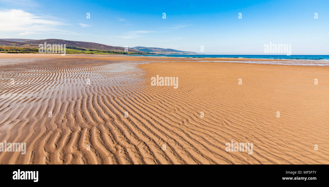 Reino Unido, Escocia, en la costa oriental, Brora, Mar del Norte, Playa Foto de stock