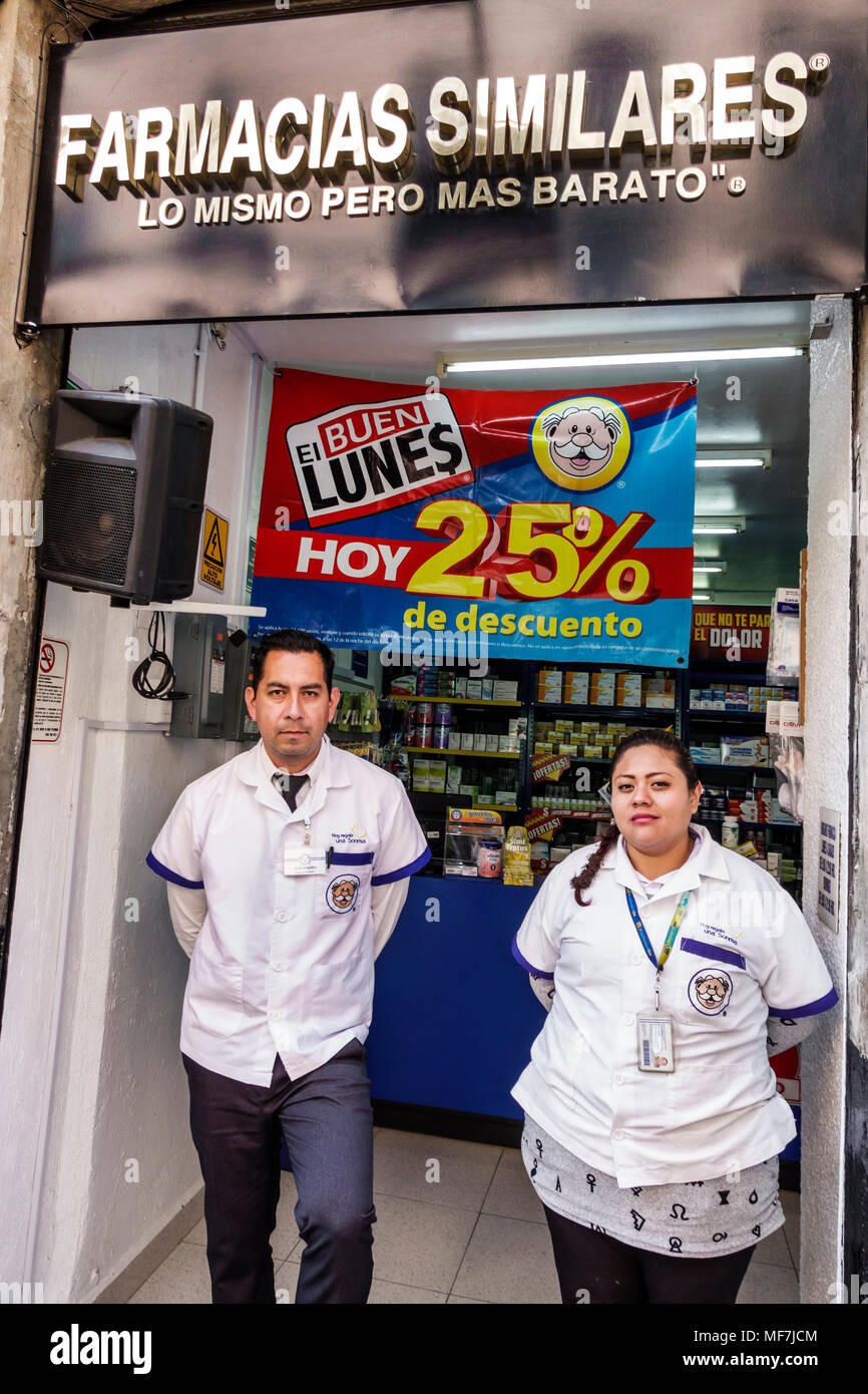 Farmacia Mexicana Fotos e Imágenes de stock - Página 2 - Alamy