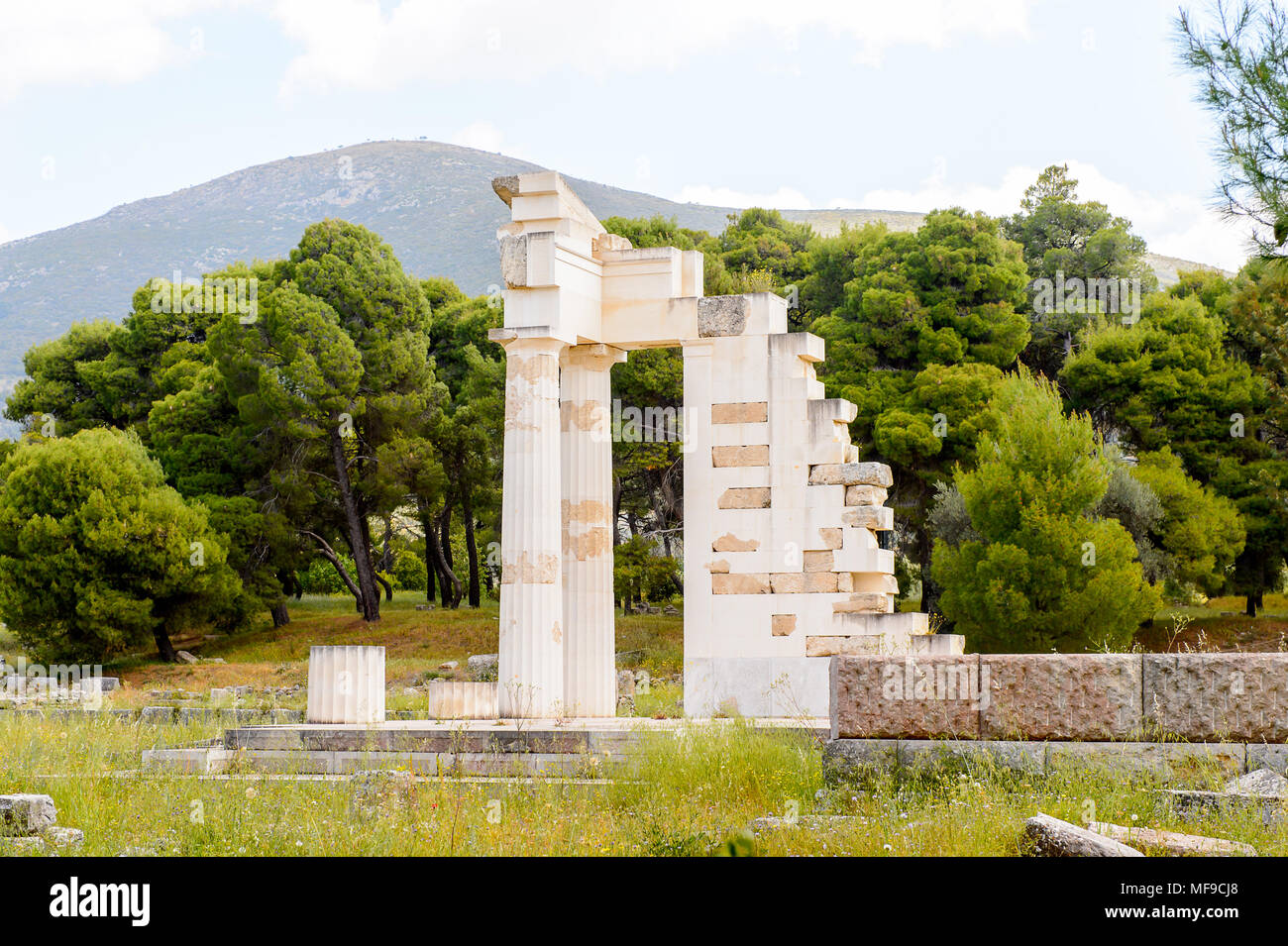 Ruinas de Asklepieion, el dios griego de la medicina, Epidauro