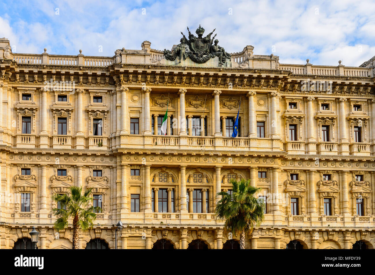 Italian Centro Rome Centro histórico de Roma, Italia. Roma es la capital de Italia y un ...