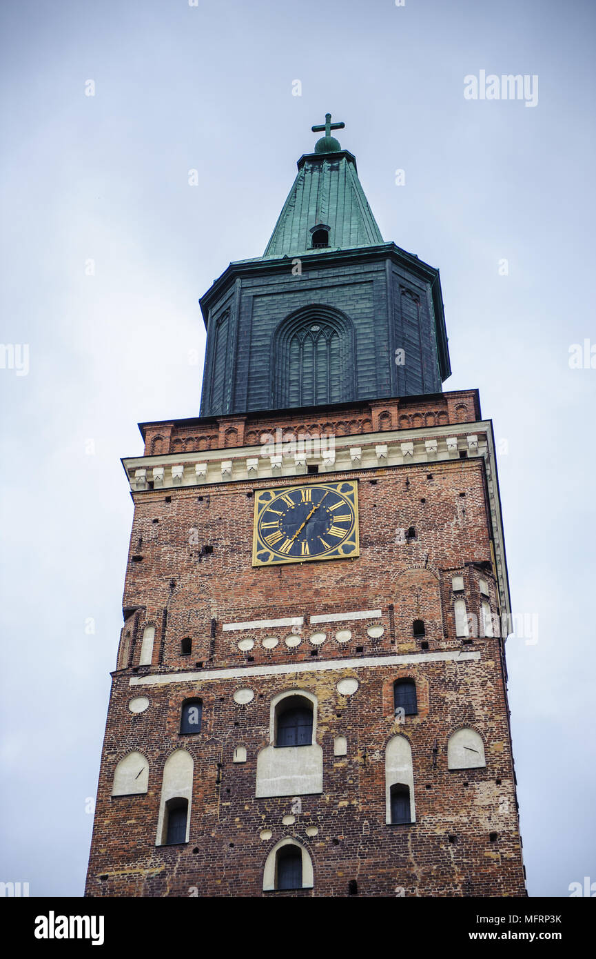 La catedral de Turku, la Iglesia Madre de la Iglesia evangélica luterana de Finlandia, y el santuario nacional del país Fotografía de stock - Alamy La catedral de Turku, la Iglesia Madre de la Iglesia evangélica luterana de Finlandia, y el santuario nacional del país Fotografía de stock - Alamy