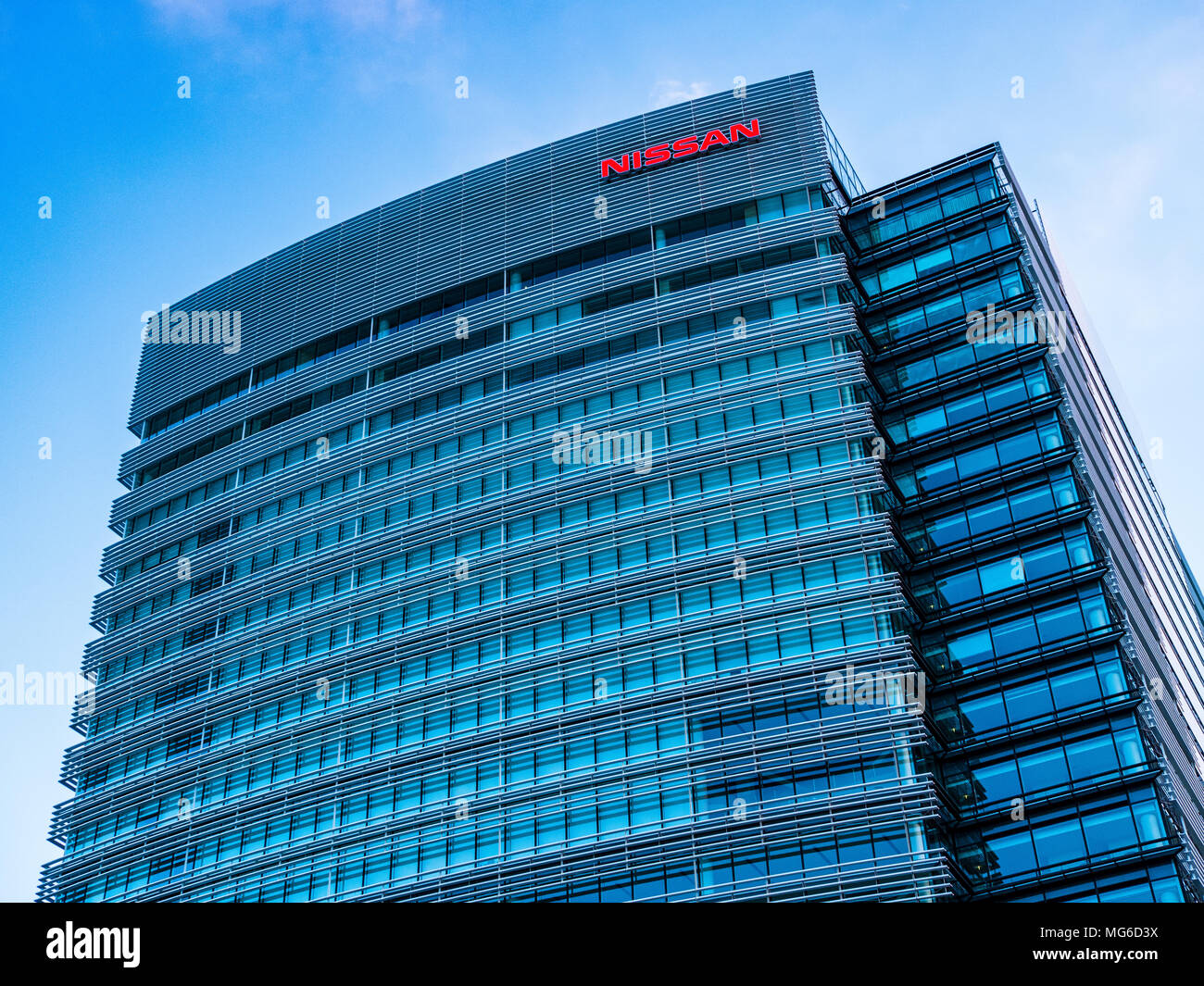 Nissan global head office fotografías e imágenes de alta resolución Alamy