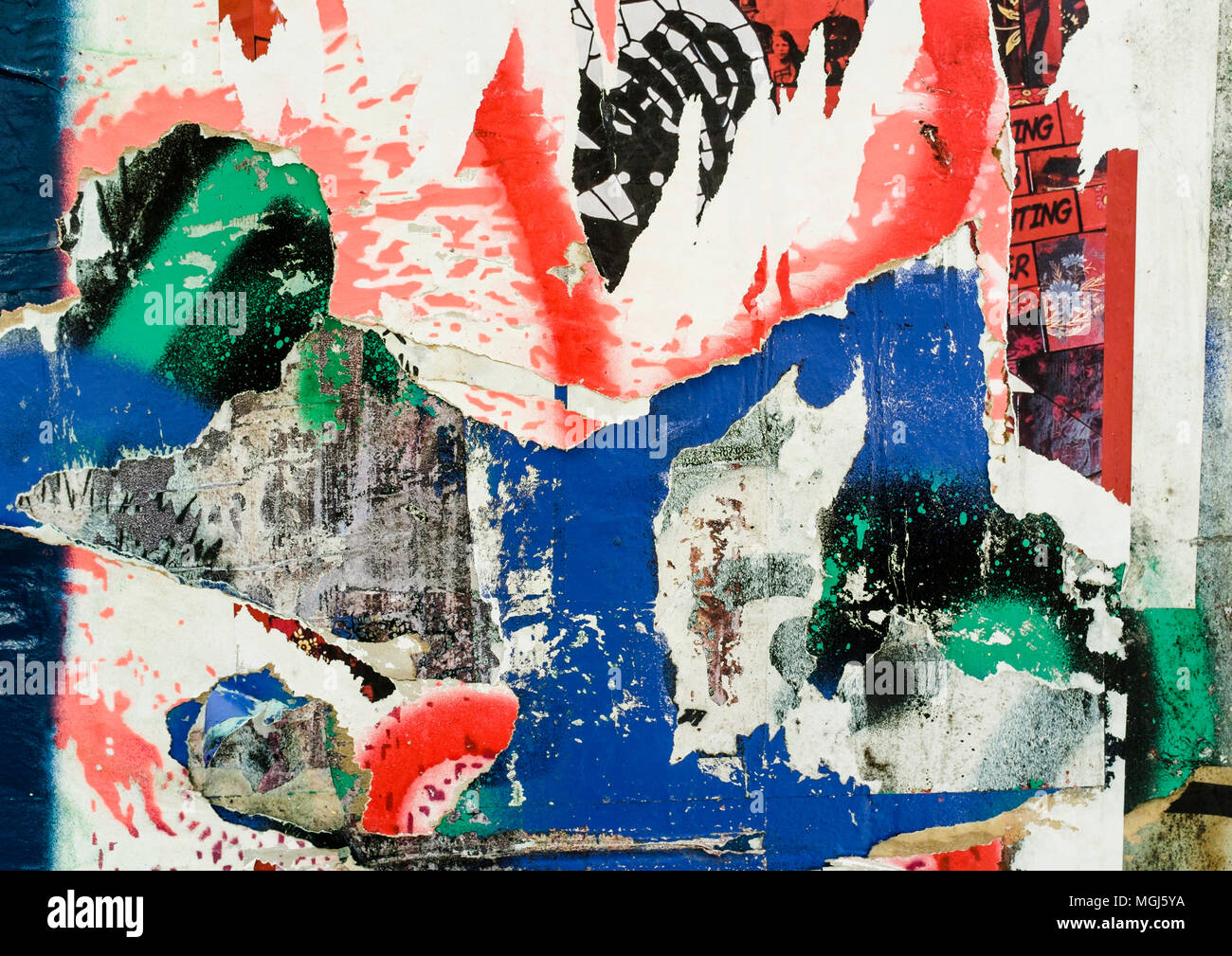 Decollage Collage Urbano Los Restos De Trozos De Carteles En La