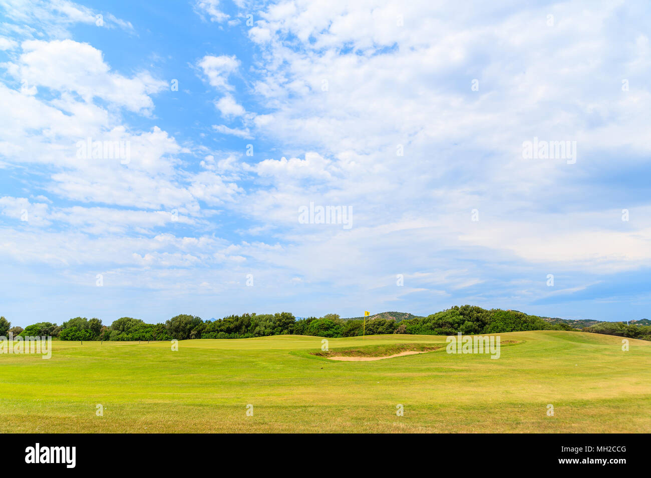 Cerca del campo de Golf Playa Grande Sperone sobre costo de Córcega, Francia Foto de stock